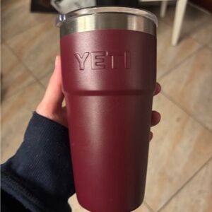 20 oz Unused Yeti Rambler Tumbler - Deep Red